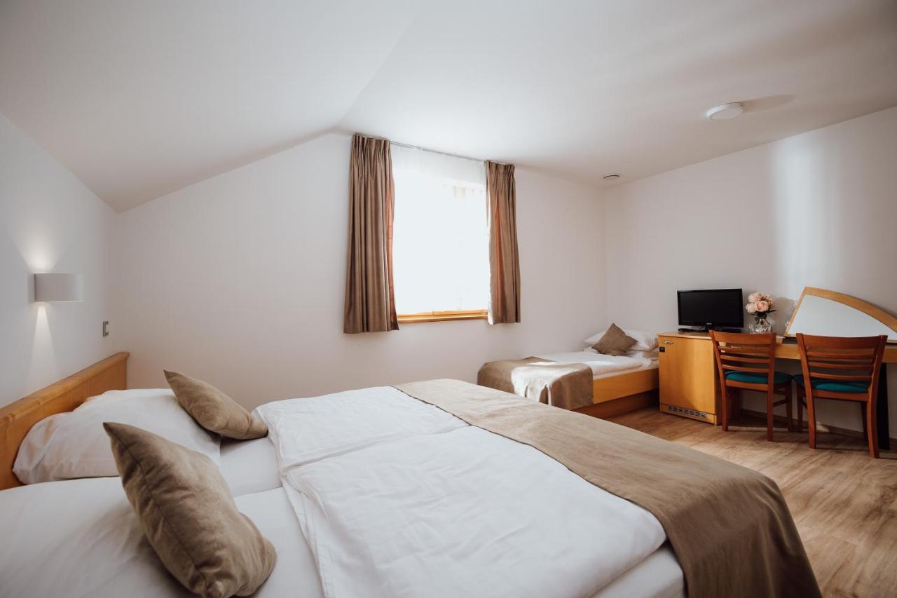 Gostisce Irsic Otel Slovenska Bistrica Dış mekan fotoğraf